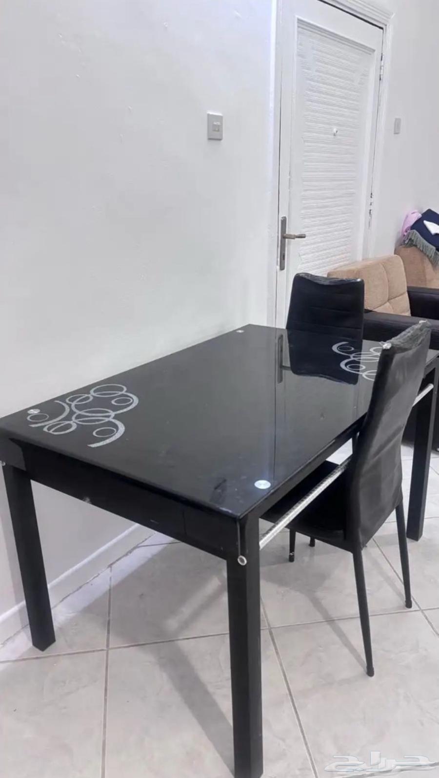 مدخل وطاولة طعام64239698062339112