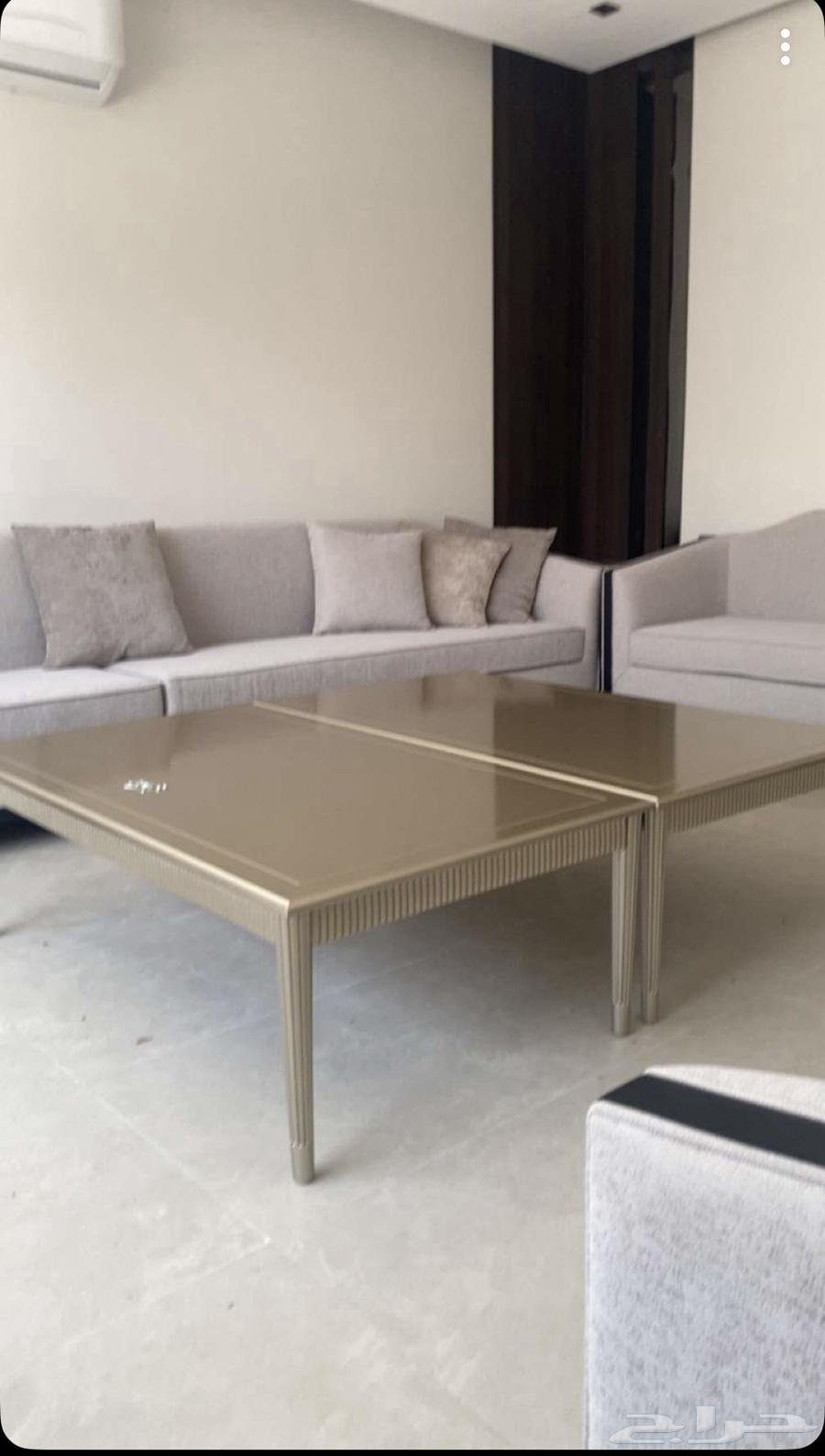 للبيع طاوله جديده64243342816515110