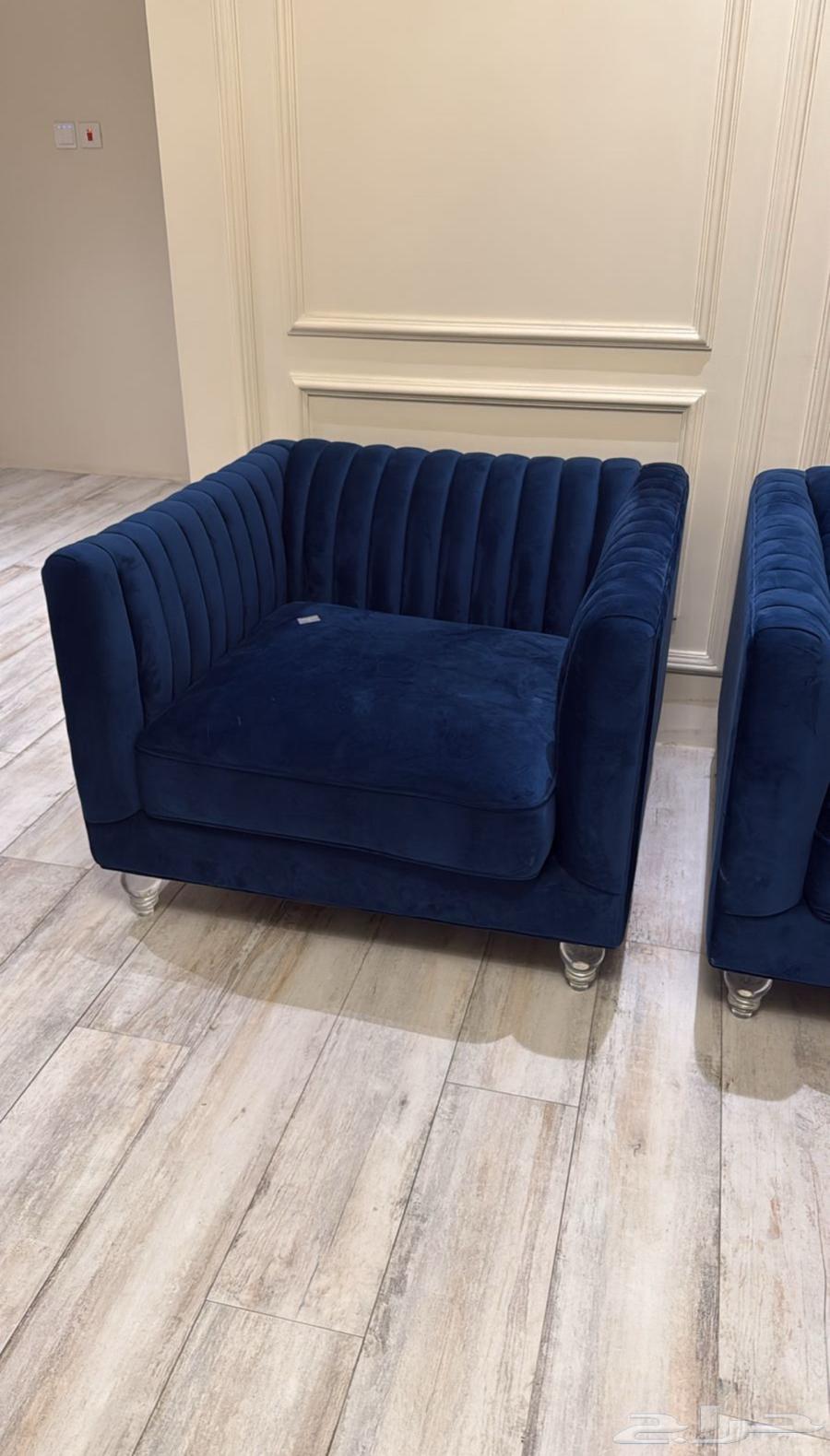 طقم كنب 2 و كرسي 1 من الرقيب السعر ( 2300 ) ريال64234974422913111