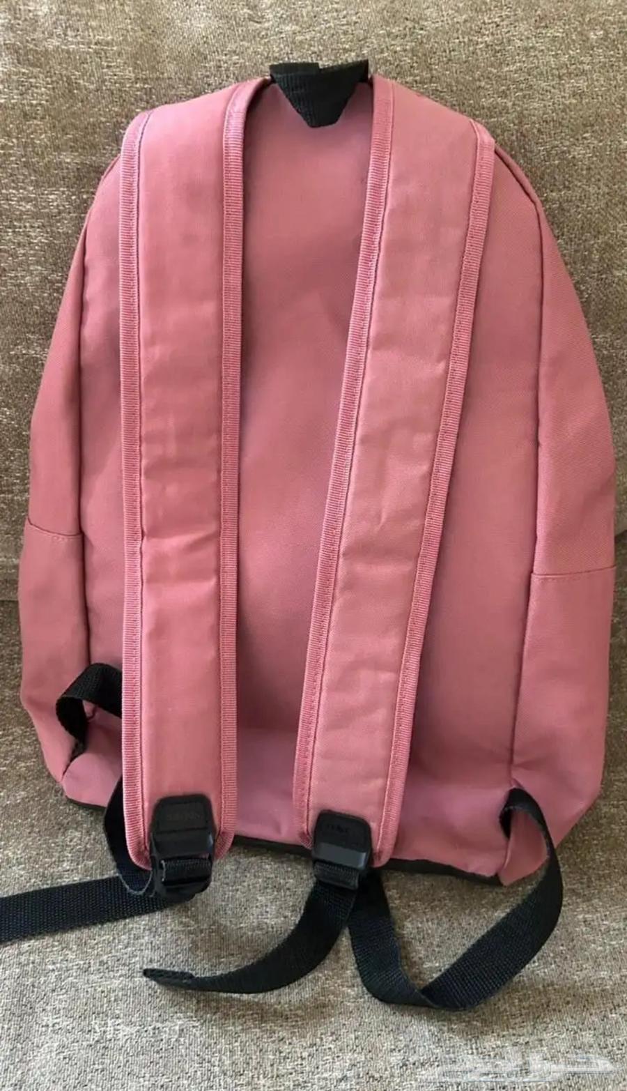 شنطه أديداس اصليه64242468068099112