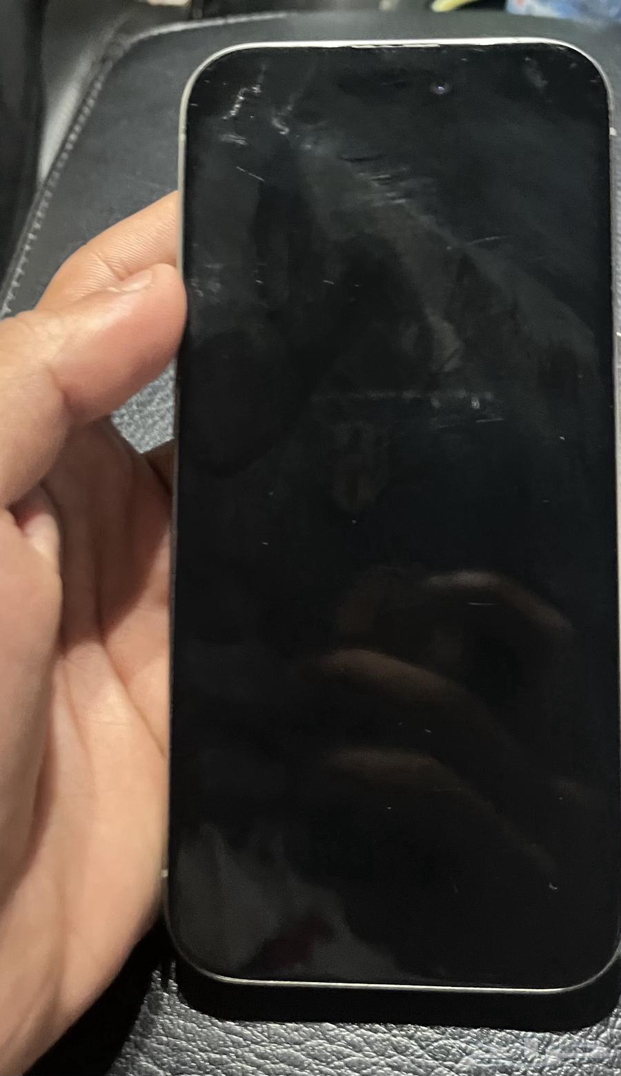 ايفون 15 25664234807110913110