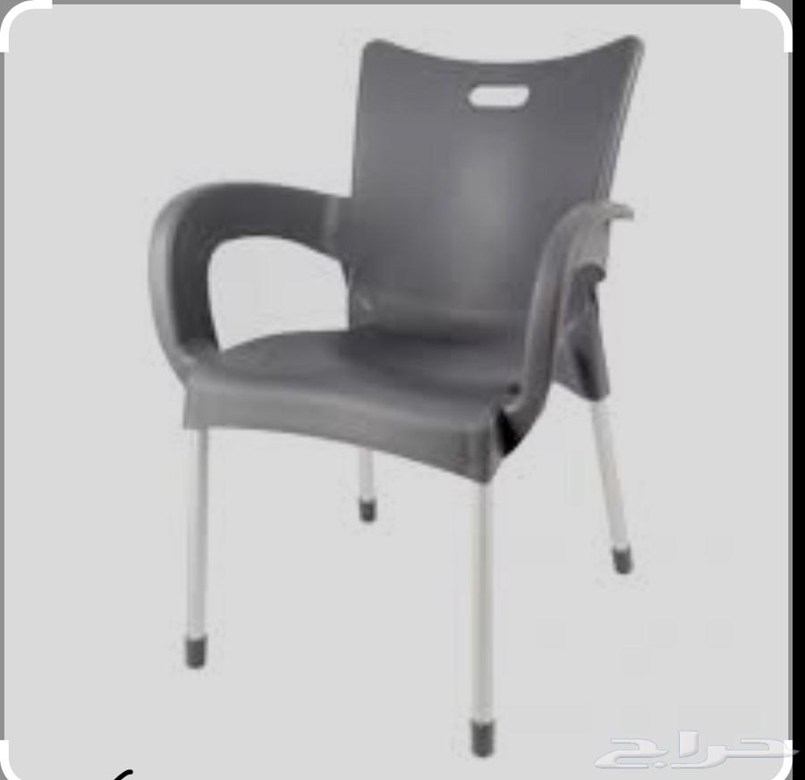 للبيع طاولتين بلاستيك (بيج-رصاصي) دولاب ملابس  أسطوانة غاز64253000501506112