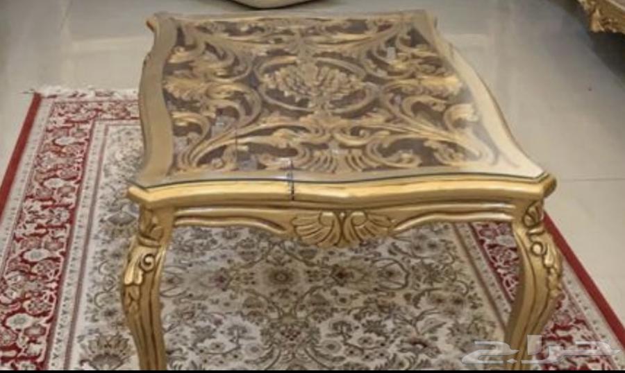 Tables64237928991234112