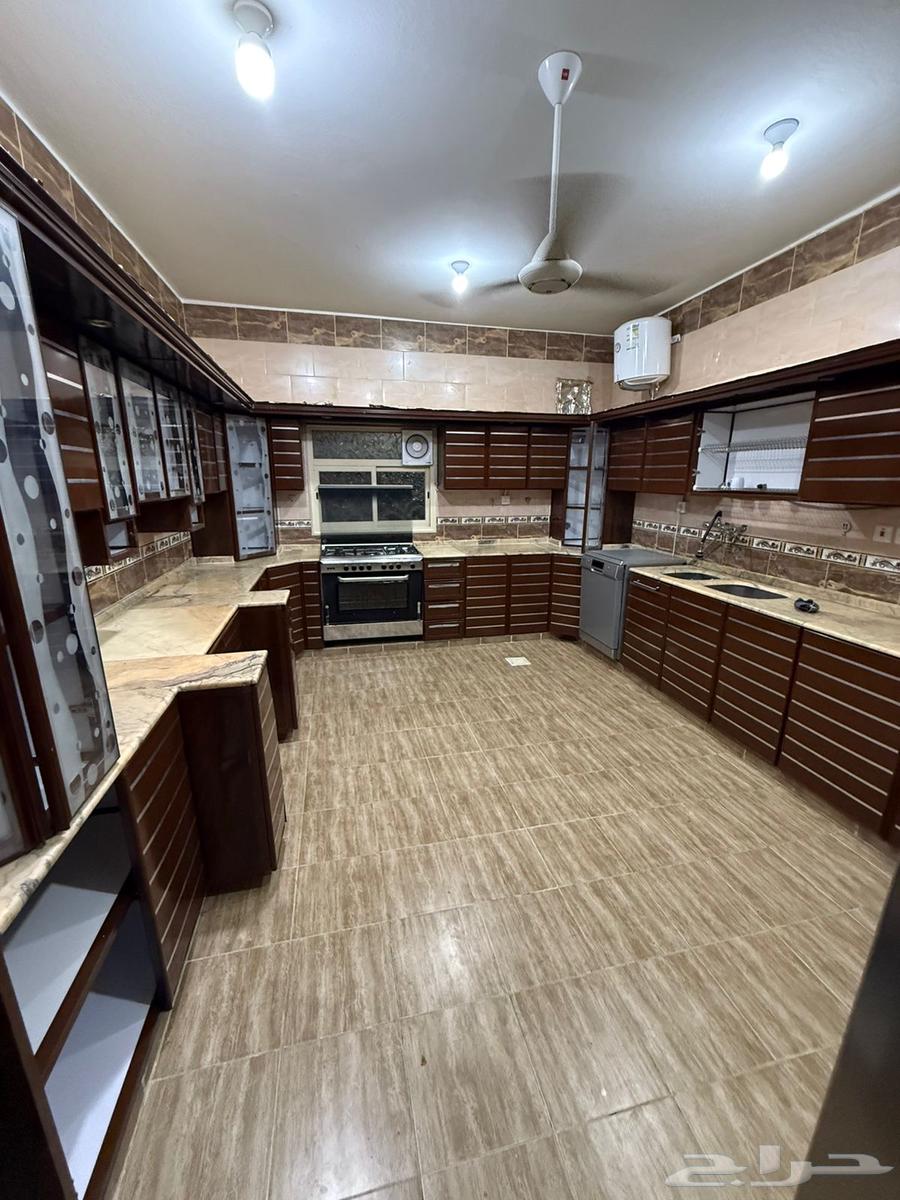 تركيبه مطبخ شبه جديده64242629481347111