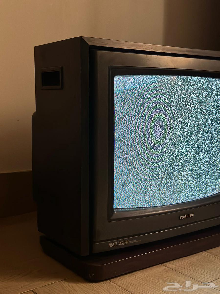 تلفزيون قديم ( يعمل )64243531119745114