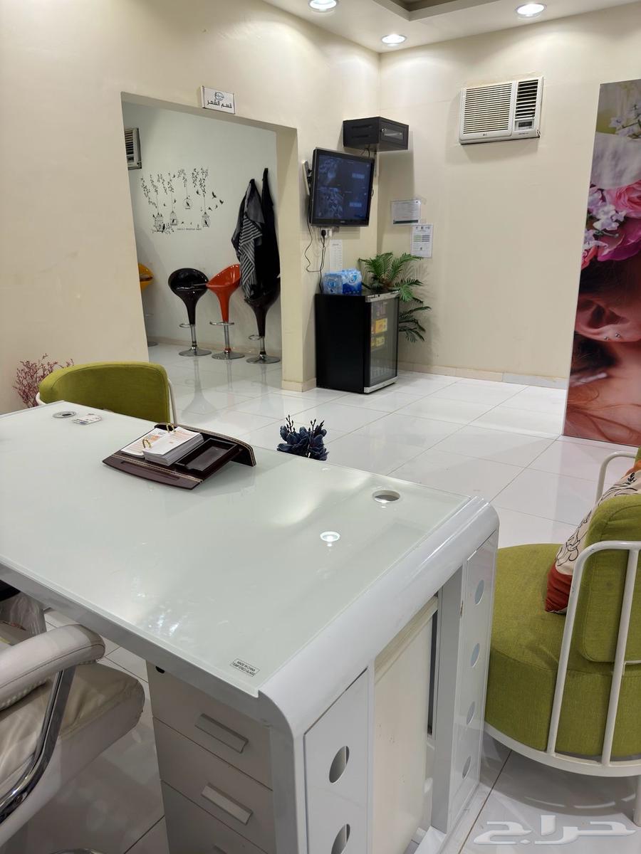 مستلزمات واجهزة مشغل نسائي للبيع64246141960962114