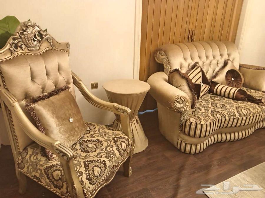 كنب نضيف مرتب للبيع64252480670210110