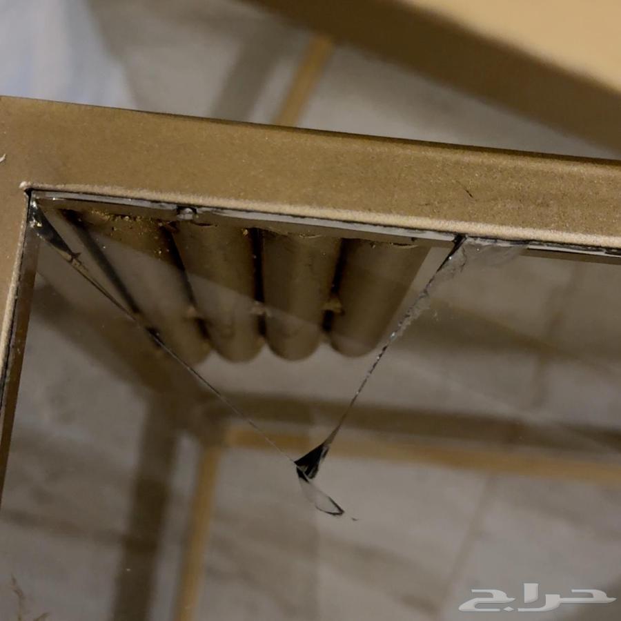 The purchase price was 250 and the selling price was 100, with a small damage at the edge64233179469569110