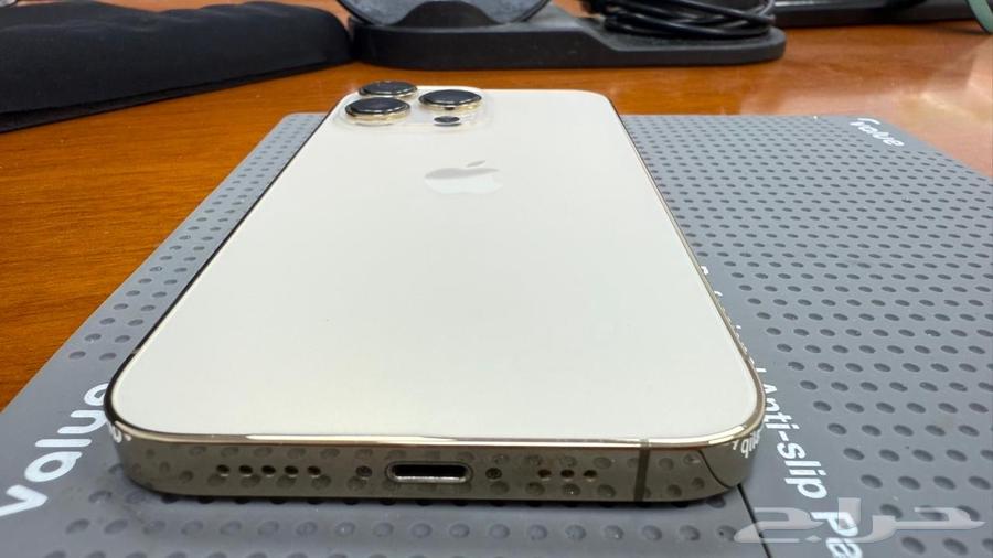 ايفون 13 برو 256 بطاريه 80  اخو الجديد64237509576833112