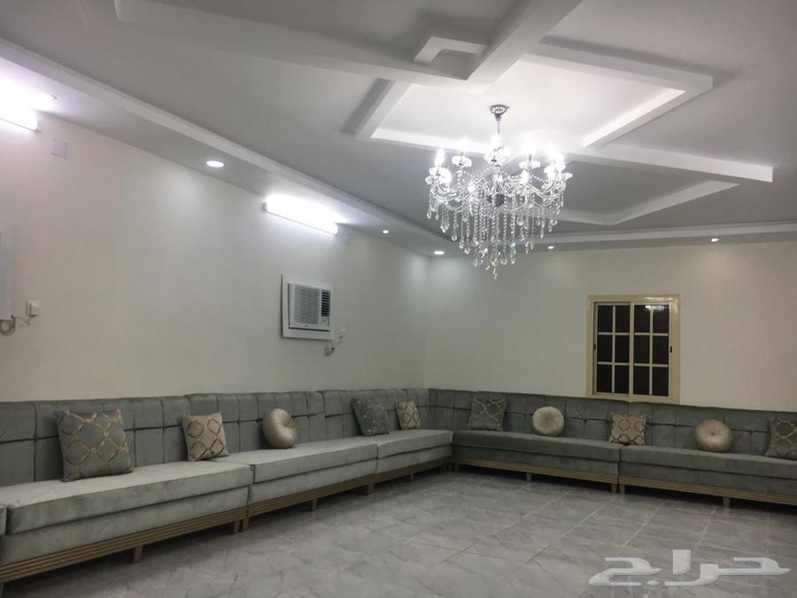 كنب مجلس نظيف للبيع64237727349377112