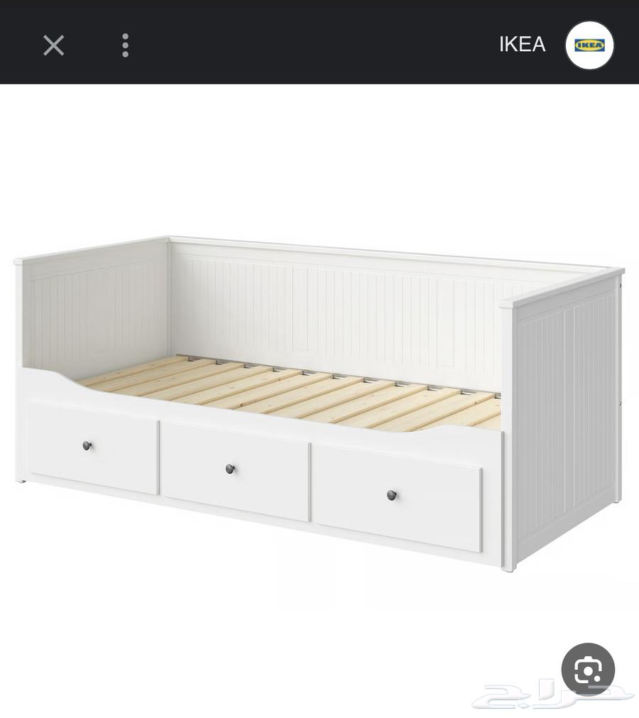 I have a daytime bed like the one in the picture, it's only been a year since I got it64252493957251110