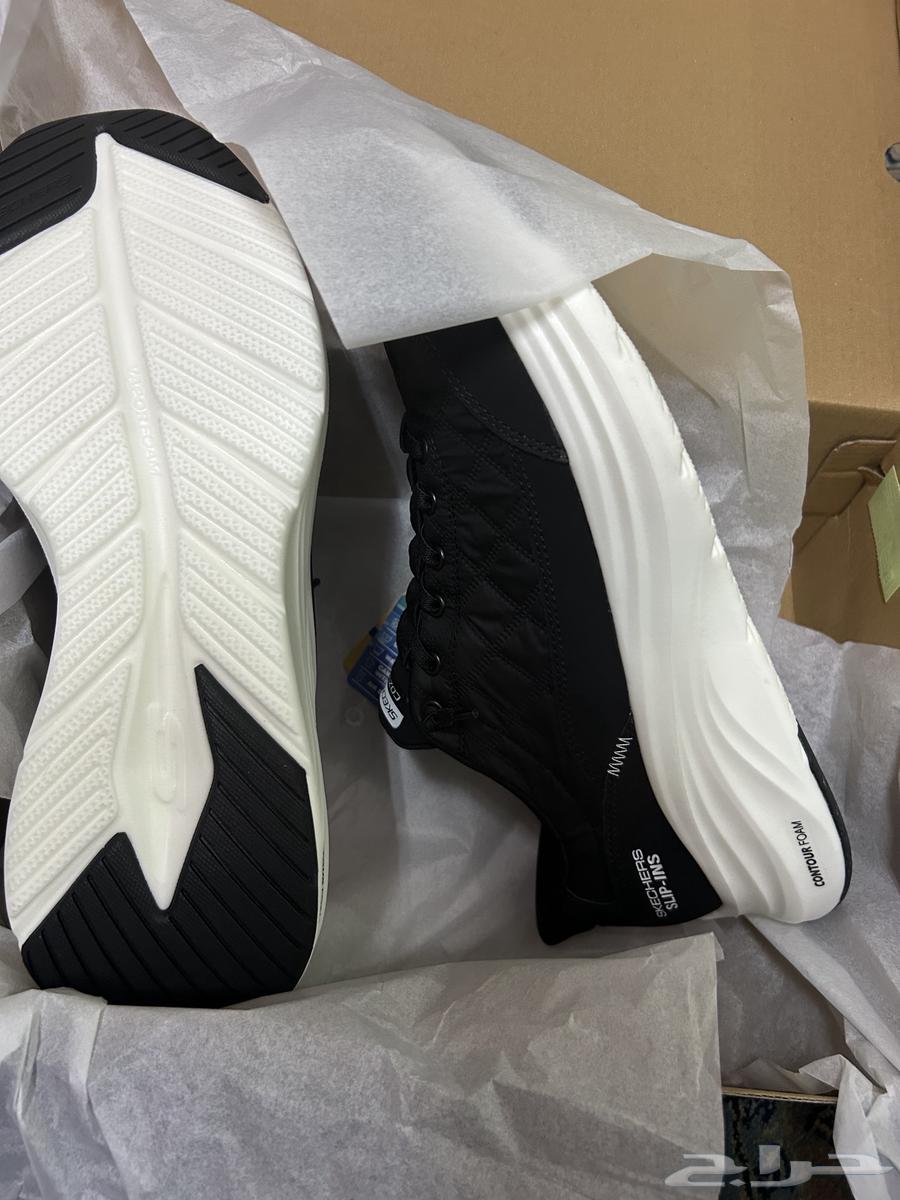 Sketchers Original New with Sketchers Box64252024067073110