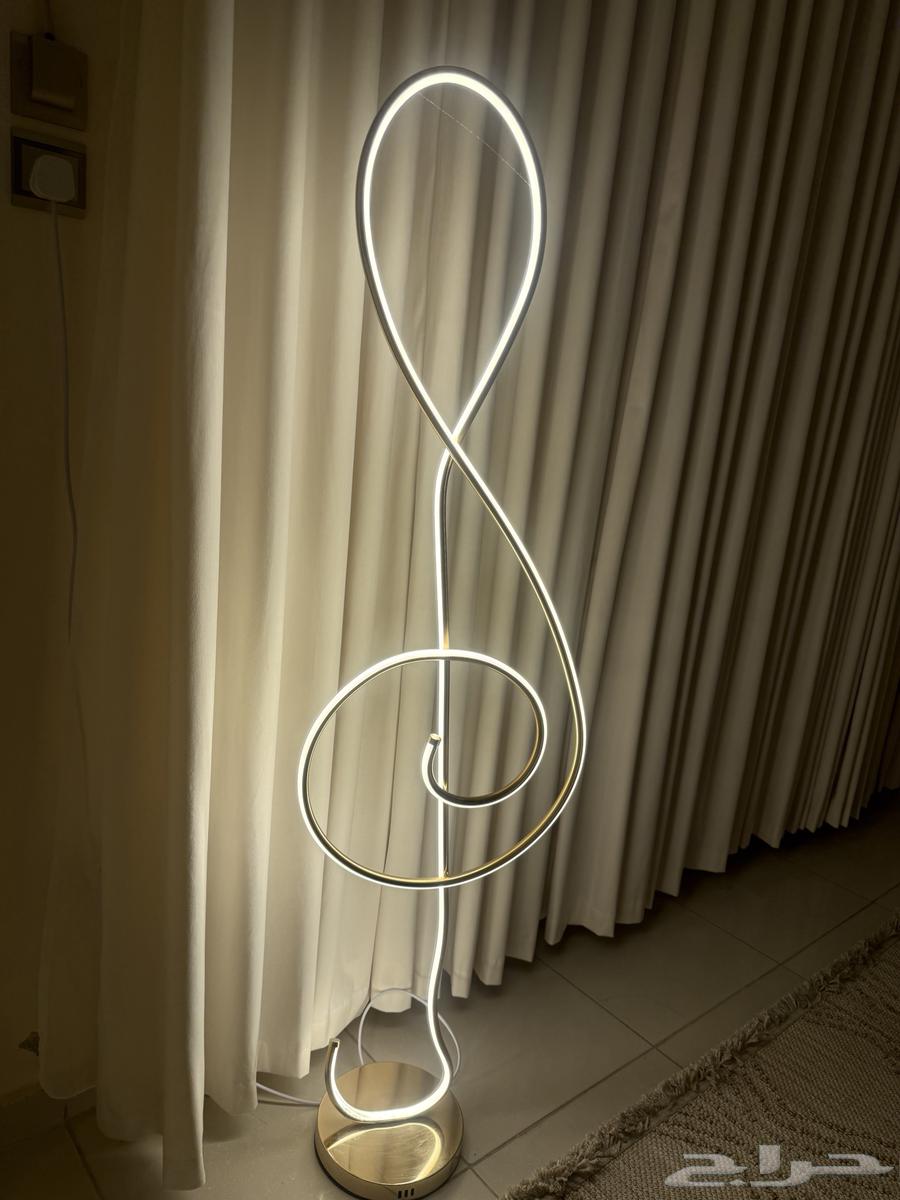 Light in the shape of a musical note64410652707331112