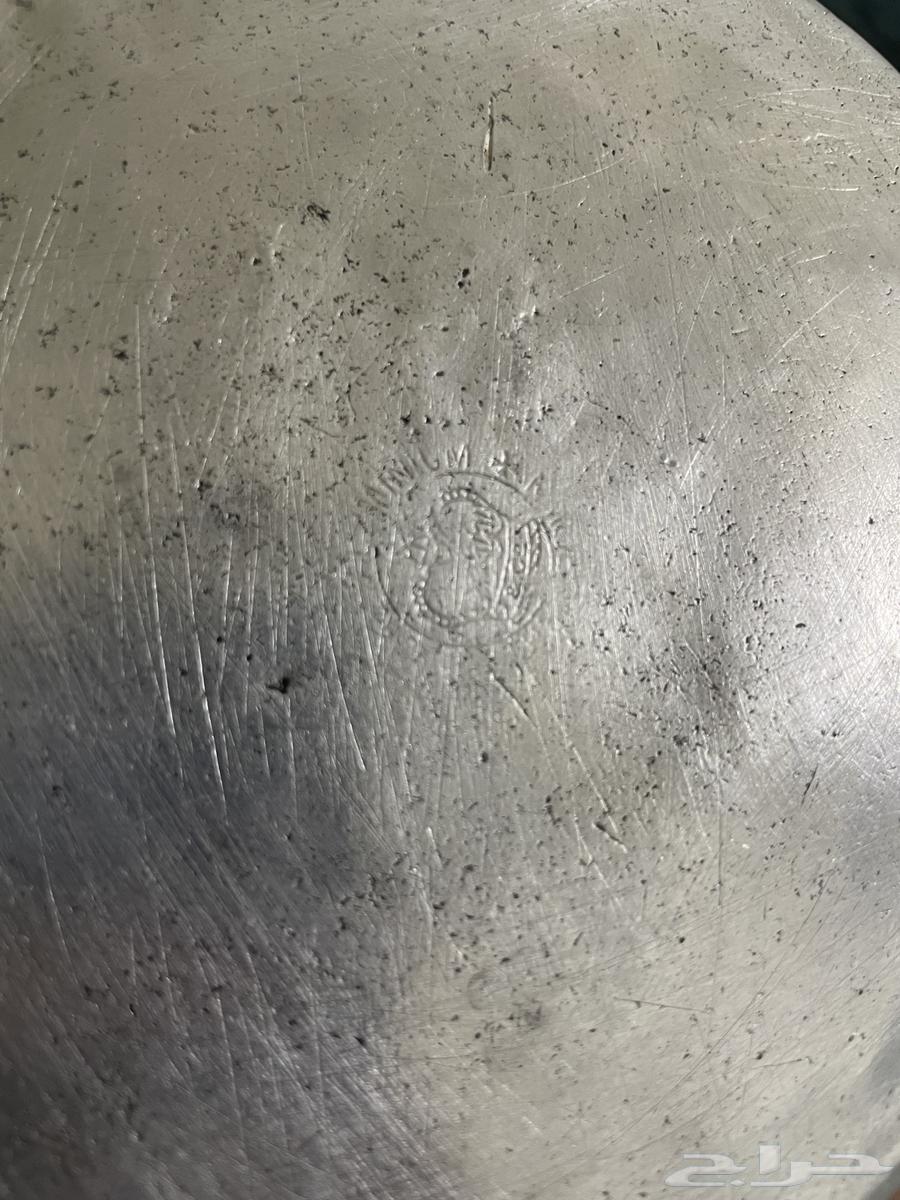 إبريق معدن ختم تاج مقاس 1164252313975683113