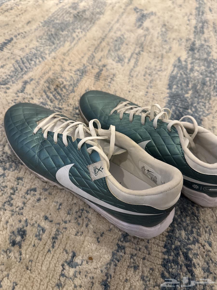 بوت نايك العدد 2 ( اصلي ) مقاس 4364234121175427110