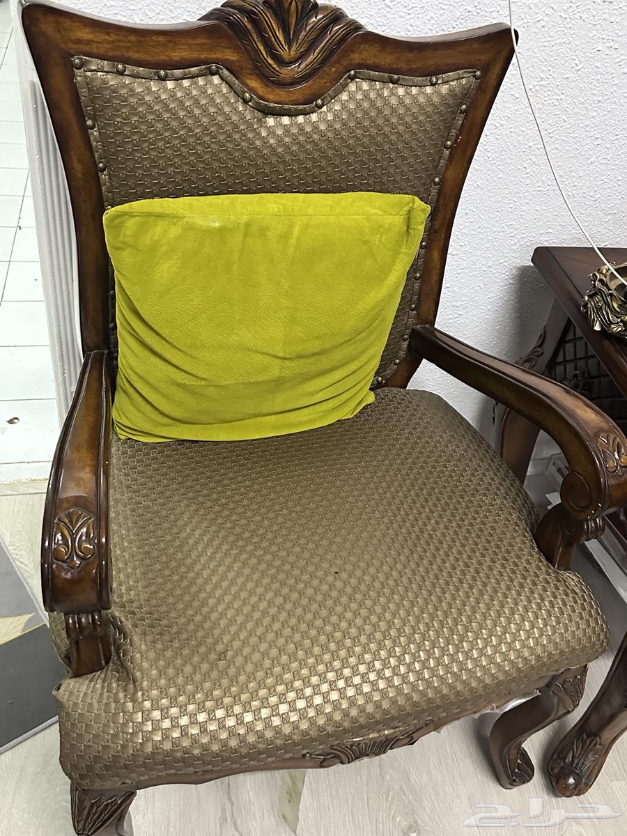 2 كرسي خشب مستعمل بحالة جيدة64234284771202110