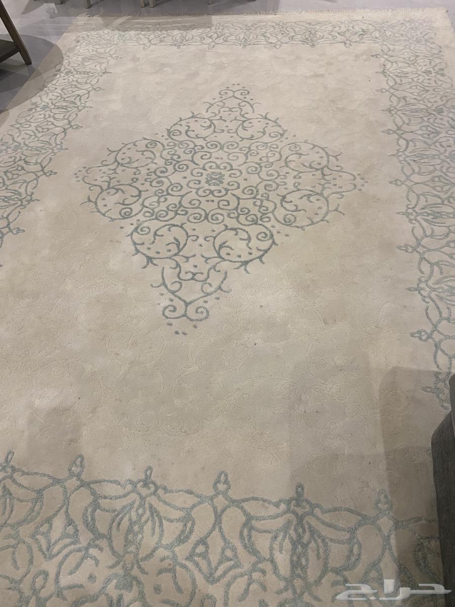 Turkish sofa with carpet, clean use64234974635651110