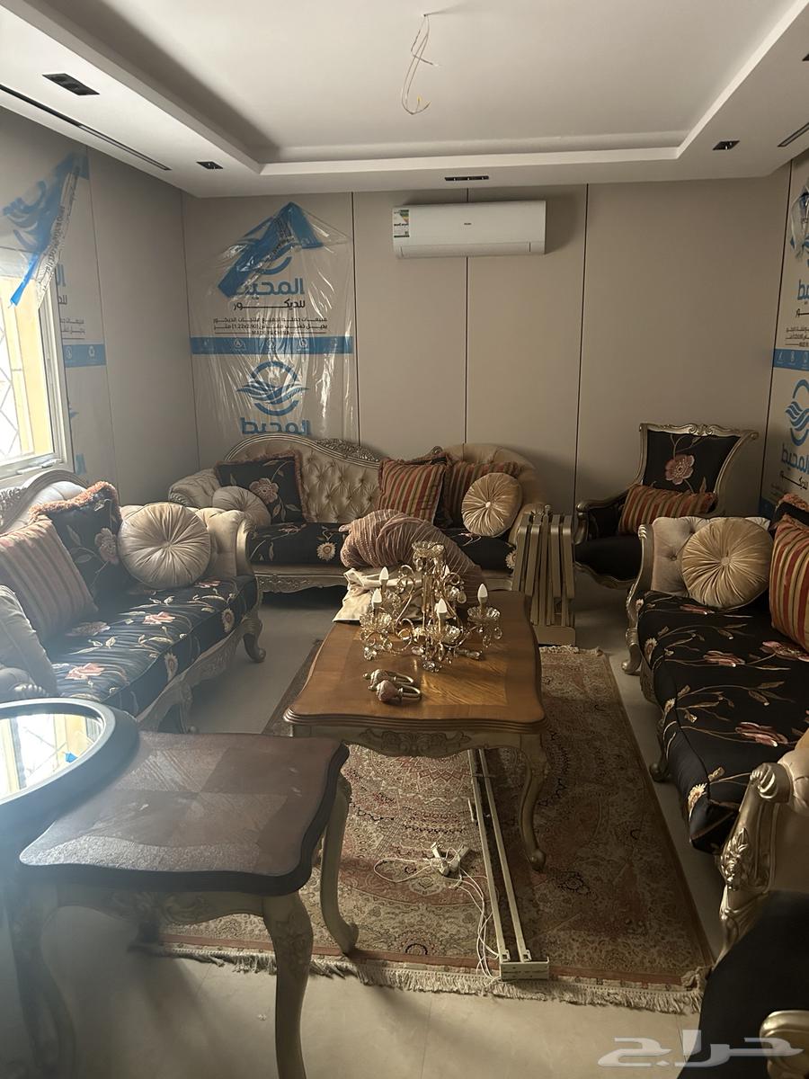 كنب كلاسيكي من المطلق64246299747841110