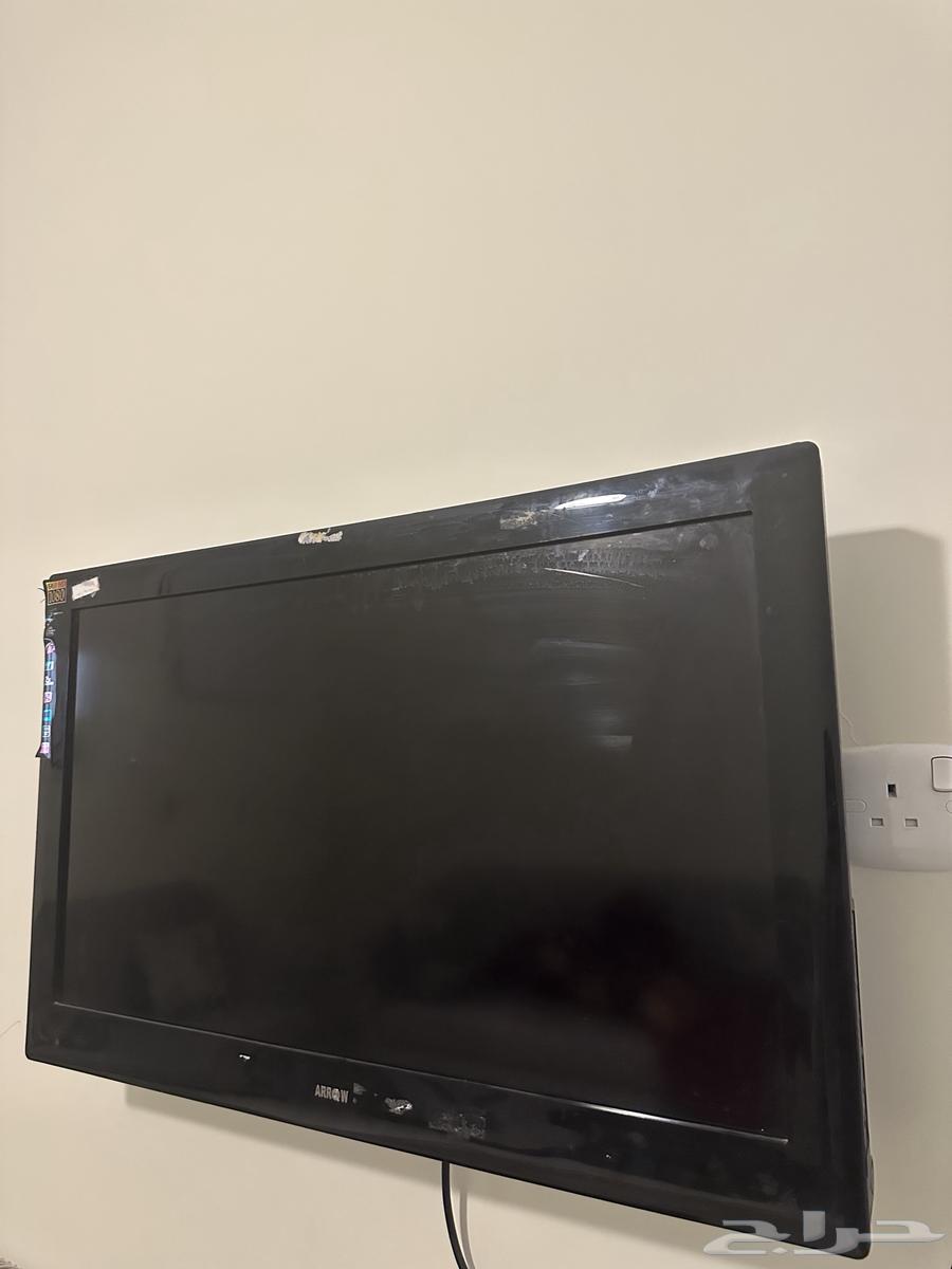 غساله توماتيك للبيع فيه كسر من داخل وتلفاز شغال 32 بوصه64250242222593110