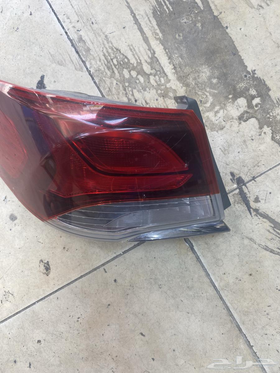 اسطب خلفي سوناتا 2018 ركن يسار فقط64411835029762114