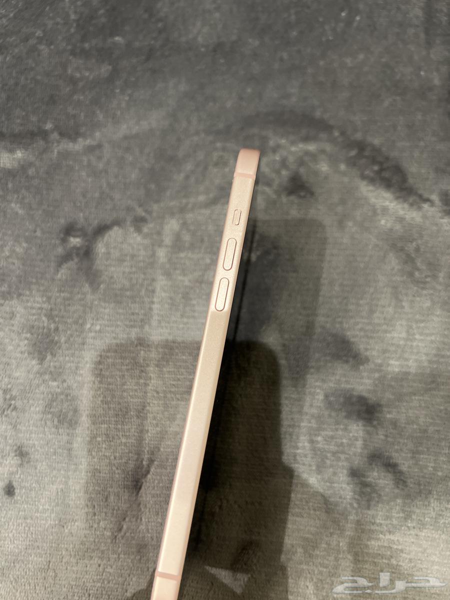 للبيع ايفون 15 بلس وردي او زهري 128 قيقا نضيف64234632305153112