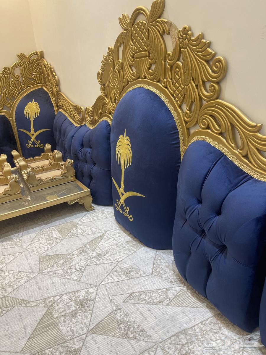 العرفا للبيع مساند فاخره خشب ومكنستين64253297380227111
