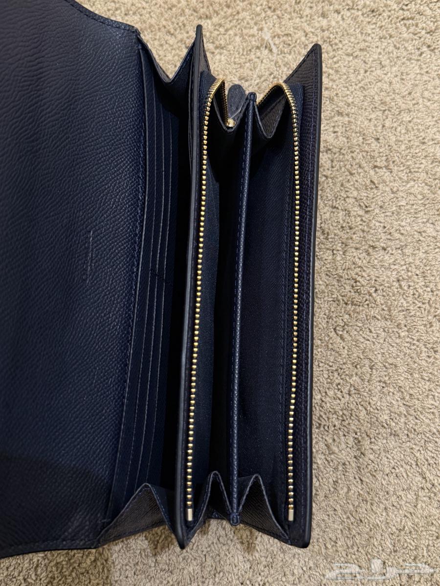 بوك كوتش للبيع الجبيل الصناعيه64242629782659112