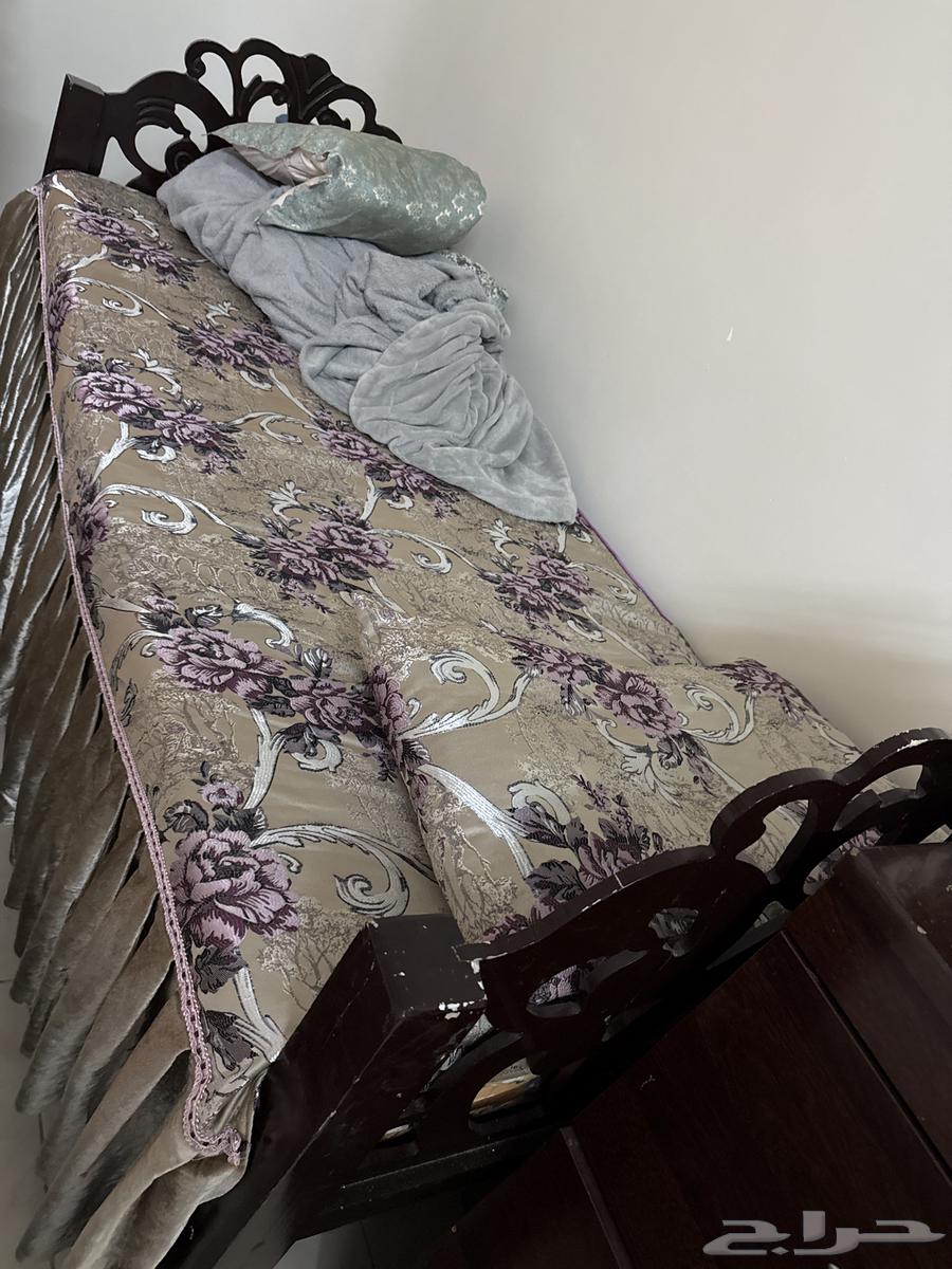 3سرر للبيع مع المراتب 300 ريال فقط64241769354114110