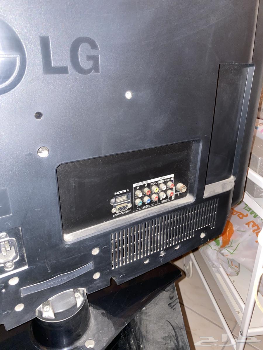 تلفاز إل جي 47 و 37 بوصه   طاولات مع قاعده64233788943617111