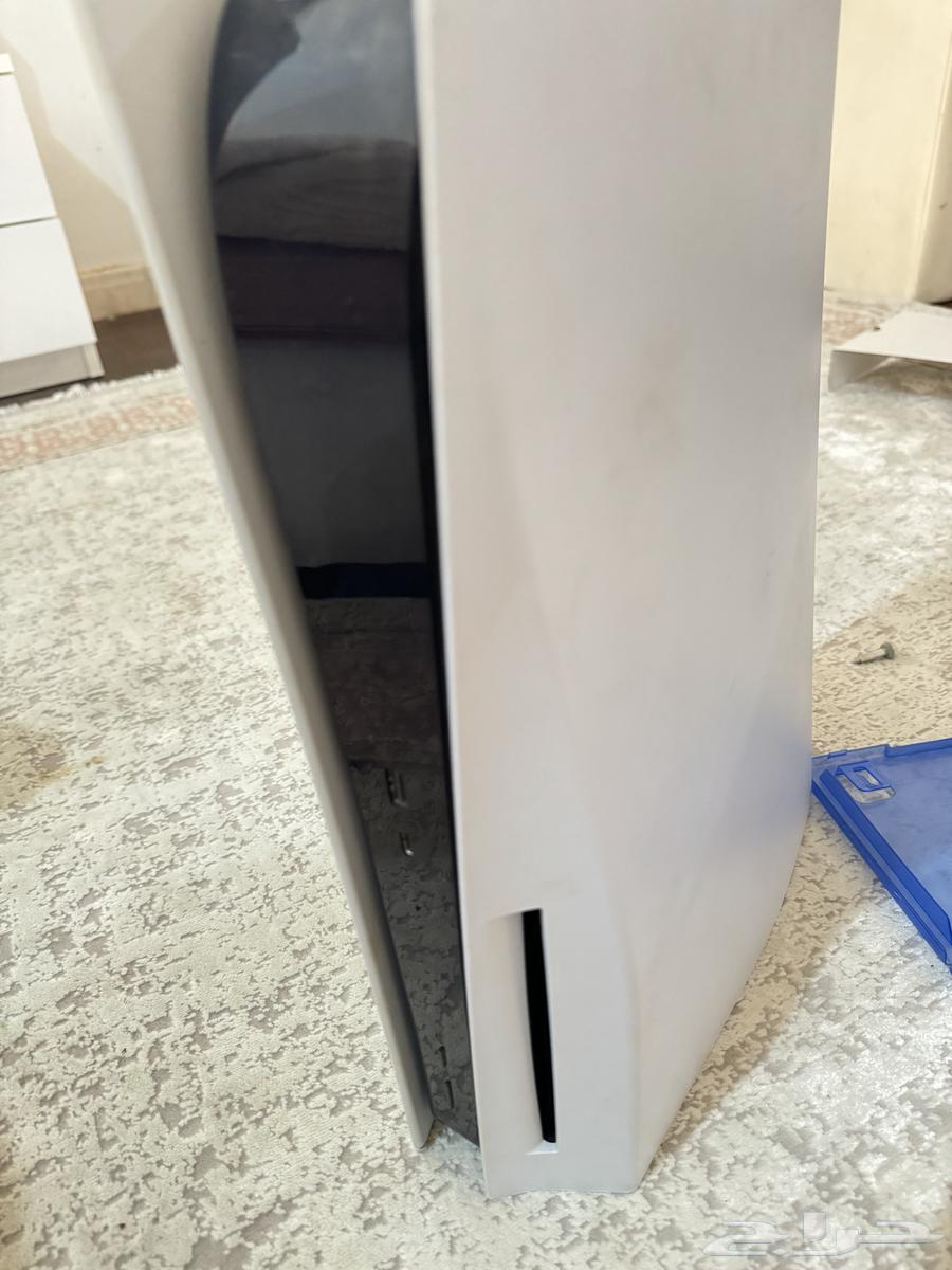 بلاستيشن 5 نظيف64248093744385111