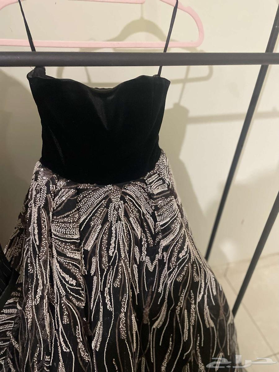 For sale dress worn for only a few hours, size small, price 65063619154250883111