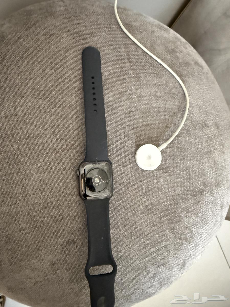 ساعه ابل للبيع64247541424129111