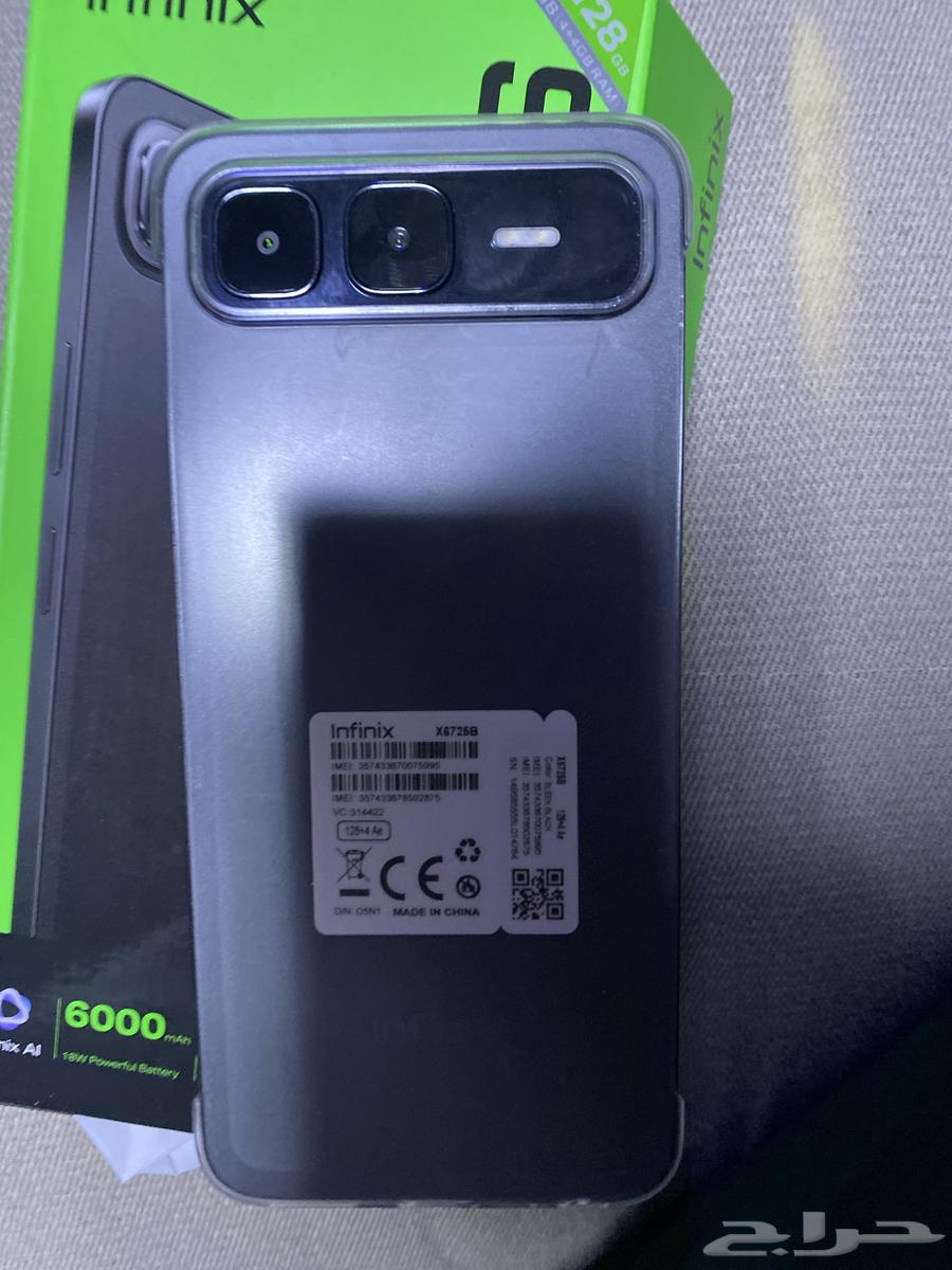 Infinix phone with 4GB RAM and 128GB storage, bought a week ago from Jarir64255675766787111