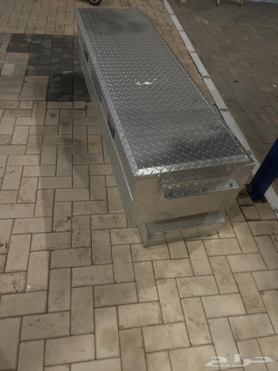 A cabin box mounted for the Siera and vehicle basin such as Hilux and Dadsen64419453954433110