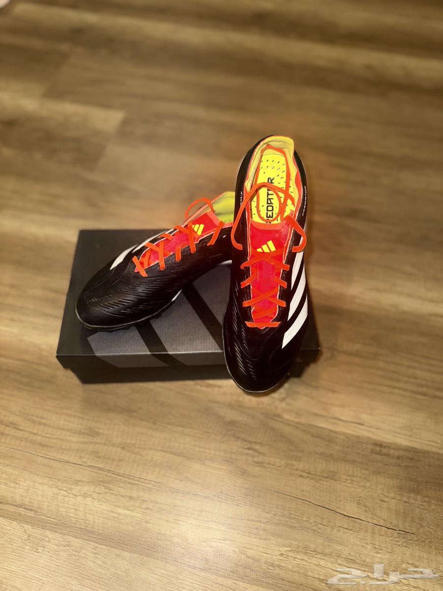 Adidas Predator size 43 with box and bag64242264034562112