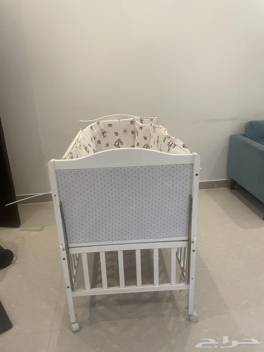 سرير أطفال للبيع نظيف جدا64249065975042111