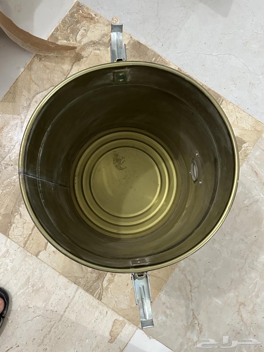 مكنسة يابانية قديمة64249066036737113