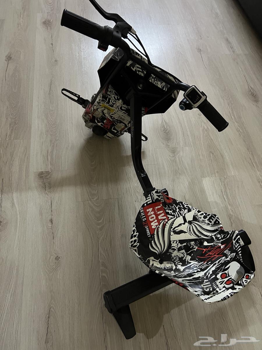 اسكوتر درفت شبه جديد للبيع64254244716675112