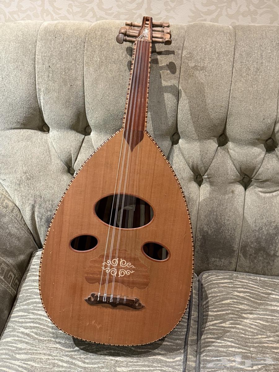 Ziryab oud, Iraqi model for sale in Al-Ahsa and Dammam64255675793281110