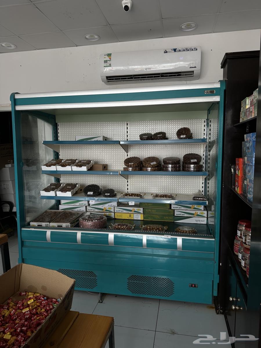 New refrigerated display case for goods cooling with remaining warranty64245481558018111