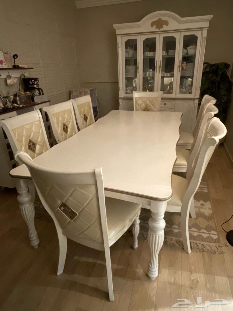 Large table with 8 IKEA chairs, almost new, no damage, very clean64239683697921110