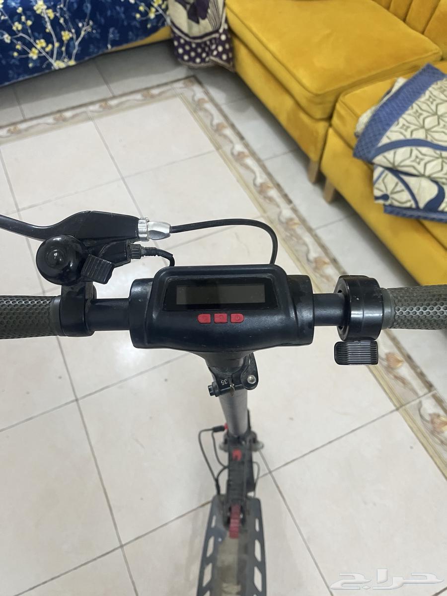 اسكوتر بسعر 350وقابل لي التفاوض64253148537730113