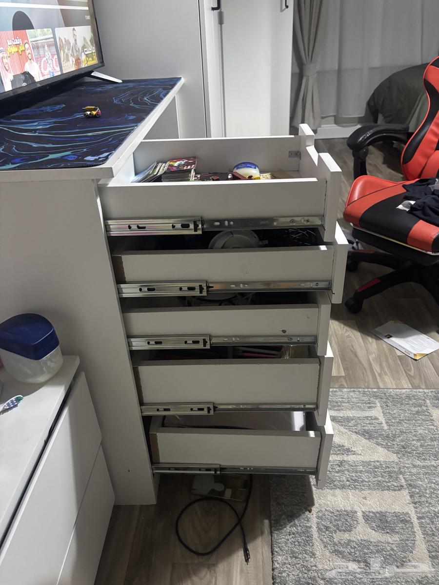 مكتب للبيع64240713365635114