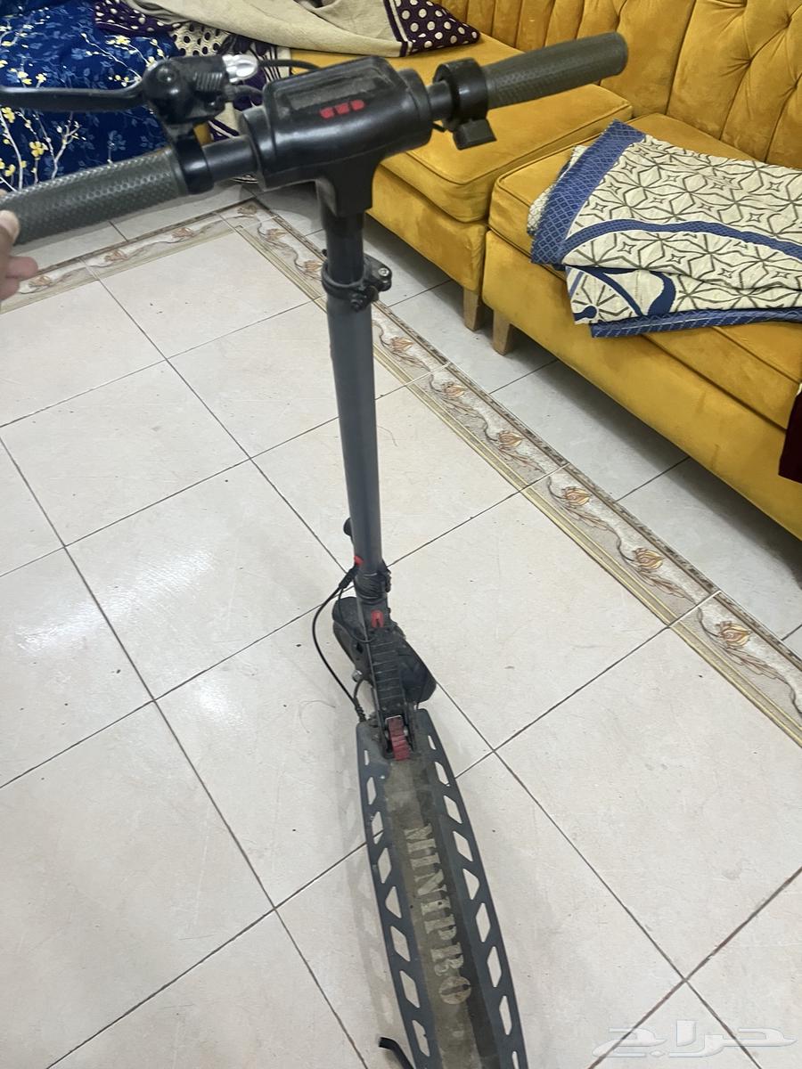 اسكوتر بسعر 350وقابل لي التفاوض64253148537730114
