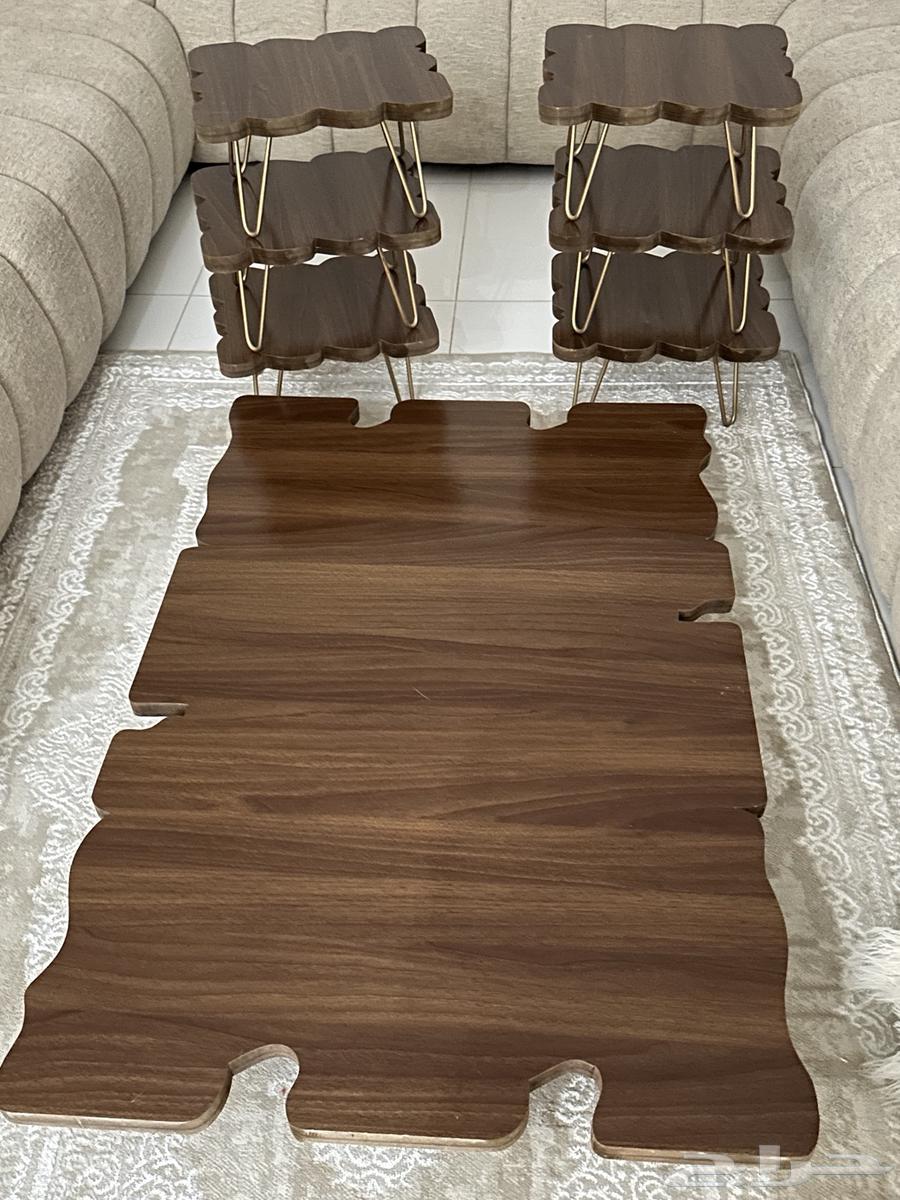 طاولة خدمة ارضية وحده كبيره وسته صغار جديده للبيع64240713694722110