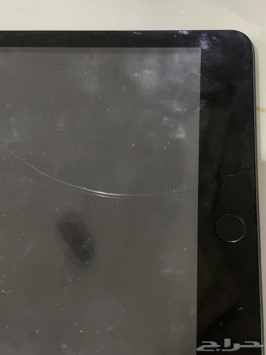 ايباد الجيل الثامن64245288953475111