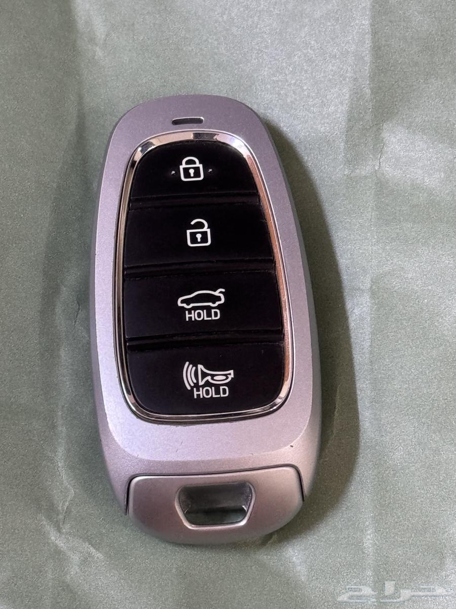 ريموت وكاله ازيرا 202164409726987138110