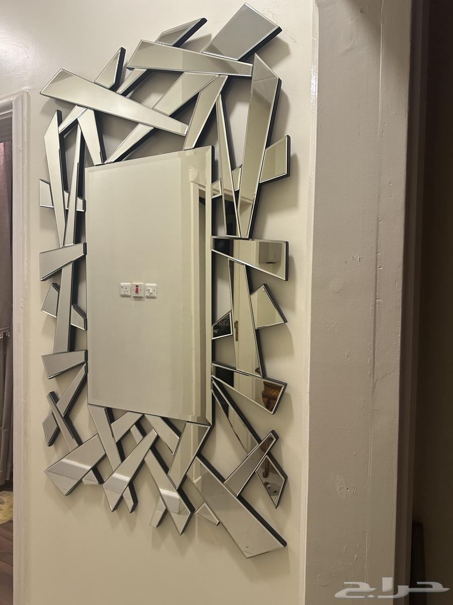 Mirror, Lamps, Luxury Curtain, and Table64254439818882110