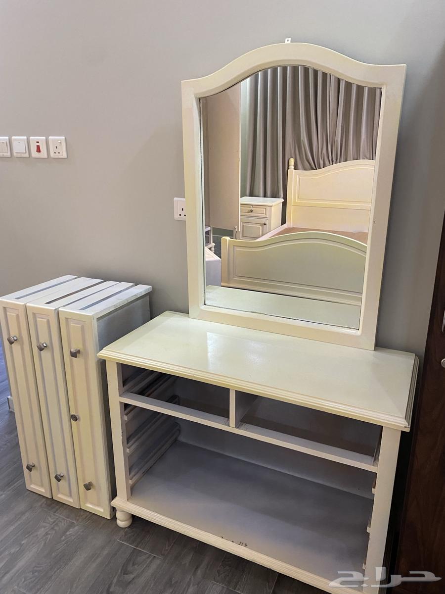 غرفة نوم للبيع-خميس مشيط64255827106946112