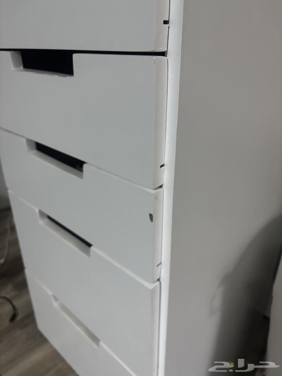 مكتب للبيع64240713365635111